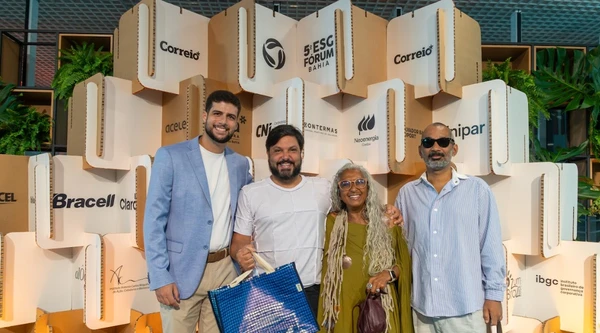 Thiago Awad, Loyola Neto, Linda Bezerra e Gefferson Vila Nova por Erik Salles 