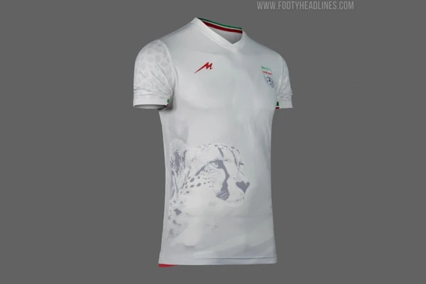 Uniforme do Irã para Copa do Mundo 2026 por Reproduçã/Footyheadlines