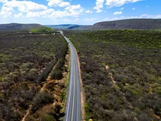 Imagem - A BR-242 é uma estrada que não perdoa