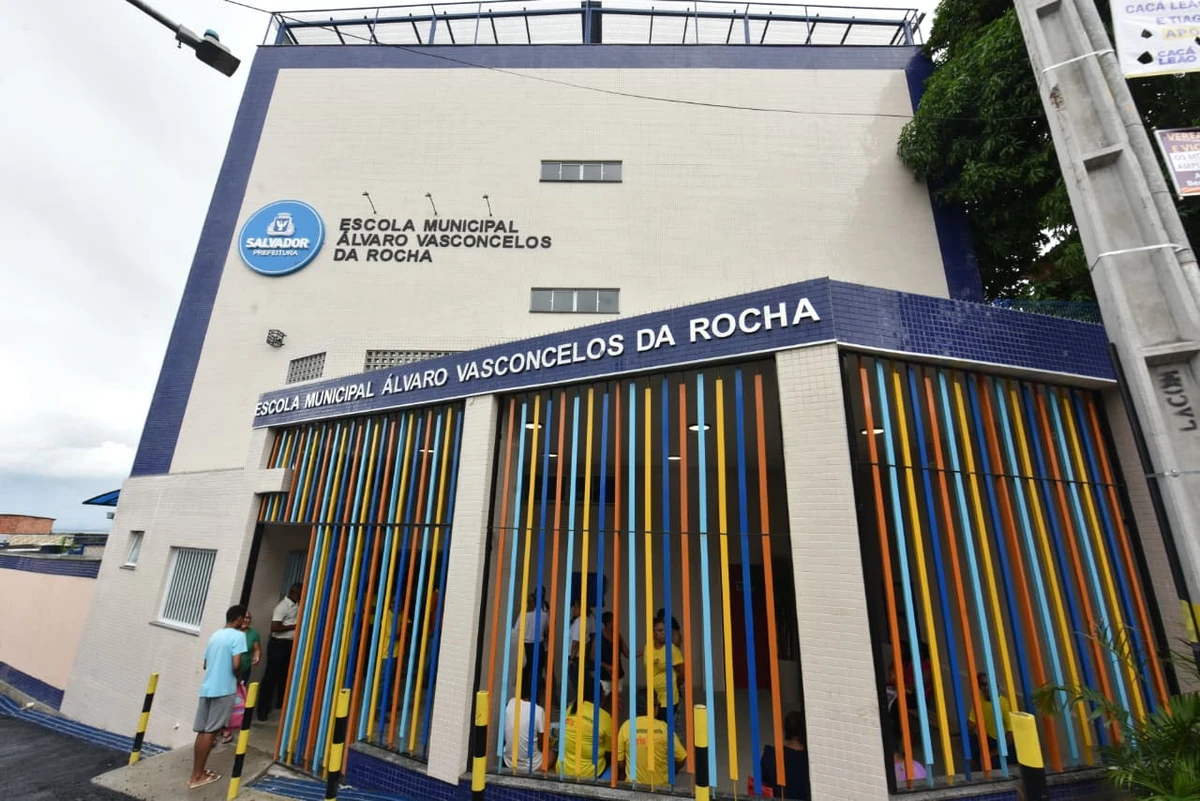 Escola Municipal Álvaro Vasconcelos da Rocha