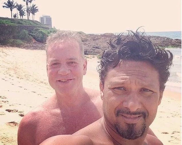 Luiz Fernando Guimarães e Adriano Medeiros são casados há mais de 20 anos por Reprodução | Redes Sociais