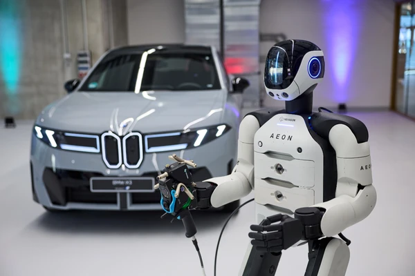 A empresa afirma que a tecnologia tem potencial para aumentar a produtividade  por Divulgação/BMW