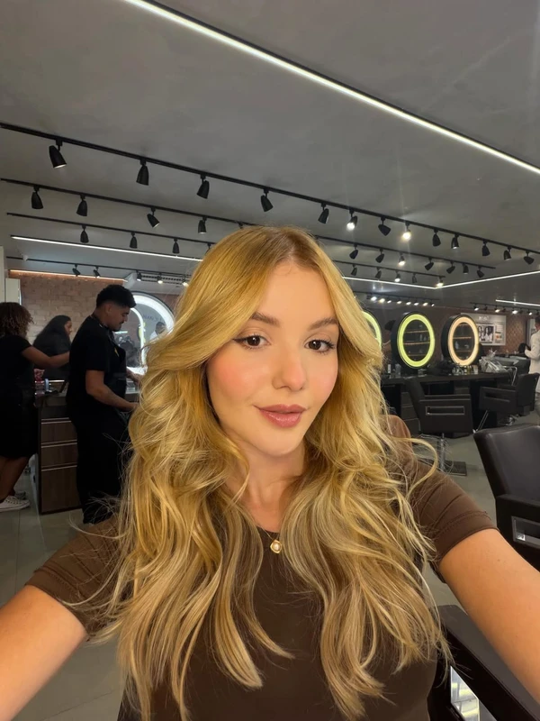 Laura Von Paumgartten por Reprodução/Instagram