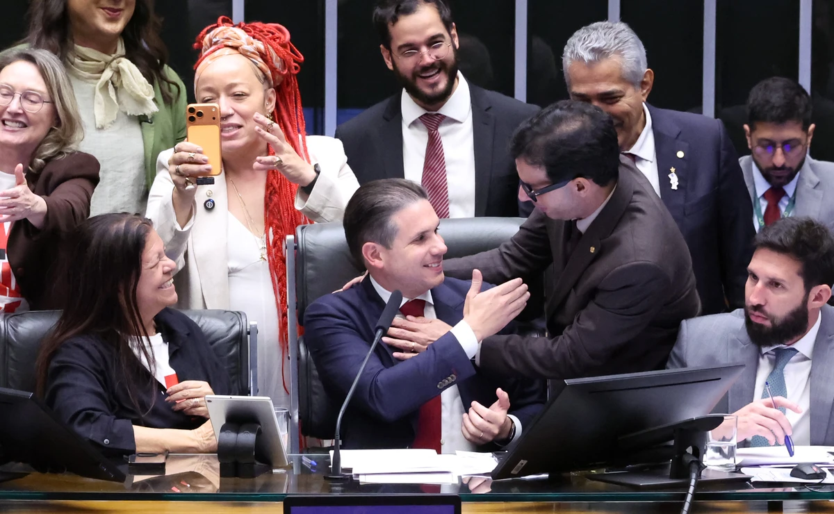Votação que aprovou o fim da escala 6x1 na Câmara dos Deputados por Bruno Spada/Câmara dos Deputados