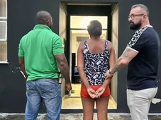 Imagem - Mãe é presa após deixar filhos sozinhos por cinco dias para encontrar namorado no sul da Bahia