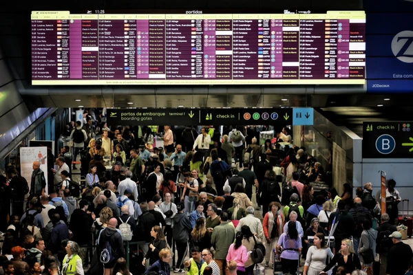 Aeroporto Humberto Delgado, Lisboa