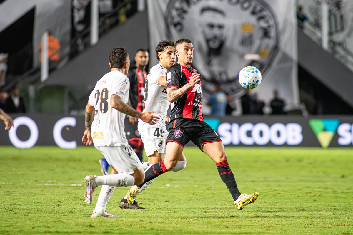 Santos 3x1 Vitória - 18ª rodada Campeonato Brasileiro por Victor Ferreira/ECV