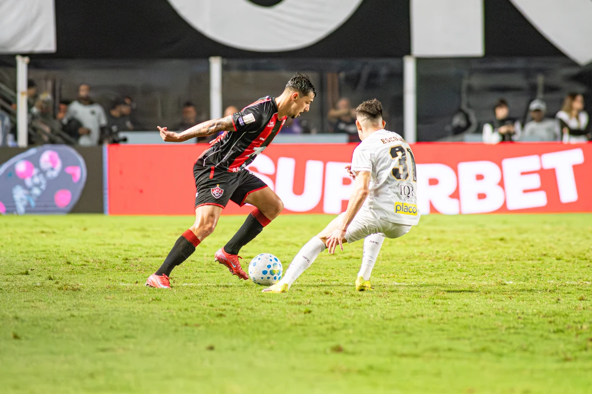 Santos 3x1 Vitória - 18ª rodada Campeonato Brasileiro por Victor Ferreira/ECV