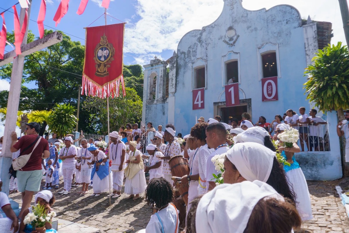 Lavagem na Festa do Divino Espírito Santo em Boipeba, 2026 por Tiago Victor