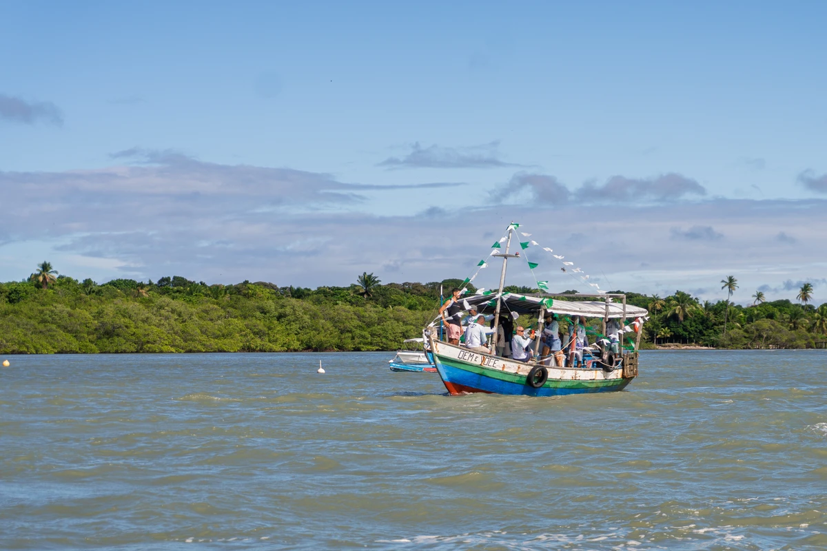 Romaria de São Francisco em Boipeba, Bahia (2026) por Tiago Victor