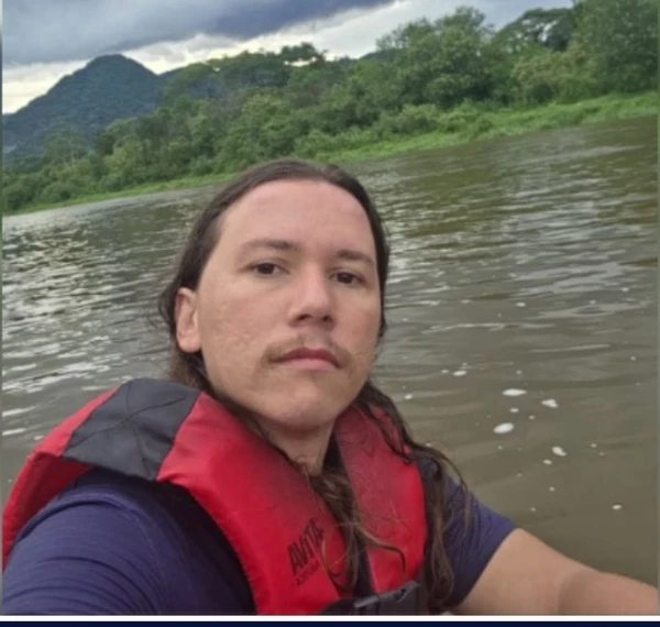 Trilheiro é encontrado com vida após seis dias desaparecido e sem comer em mata de difícil acesso por Reprodução
