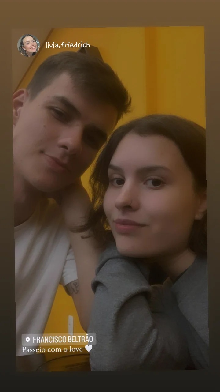  Ivan Goehlen, de 22 anos, e Lívia Friedrich, de 19, morreram em um acidente de trânsito por Reprodução/Instagram