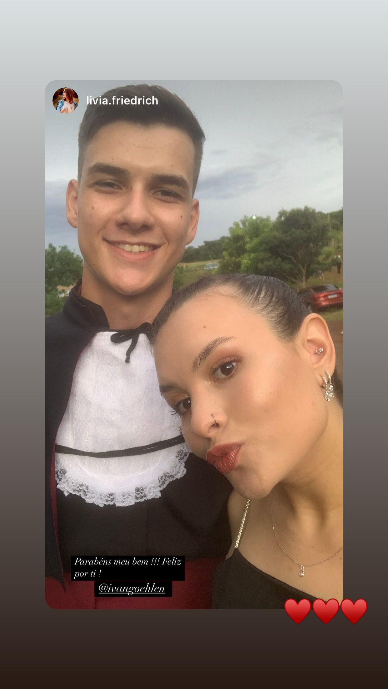  Ivan Goehlen, de 22 anos, e Lívia Friedrich, de 19, morreram em um acidente de trânsito por Reprodução/Instagram