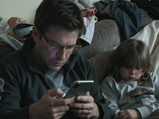 Imagem - Guarde o celular quando estiver com seu filho: nova recomendação chama atenção de pais no mundo todo