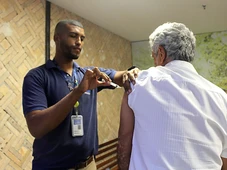 Imagem - Vacinação contra gripe é ampliada para toda a população em Salvador a partir desta segunda-feira (1°)