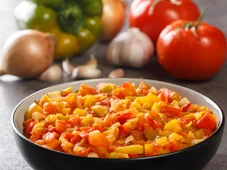 Imagem - Receita simples com alho, cebola e tomate ajuda a prevenir diabetes