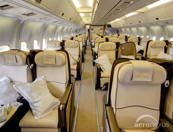 Avião tem capacidade para 96 passageiros por Divulgação/Aeronexus