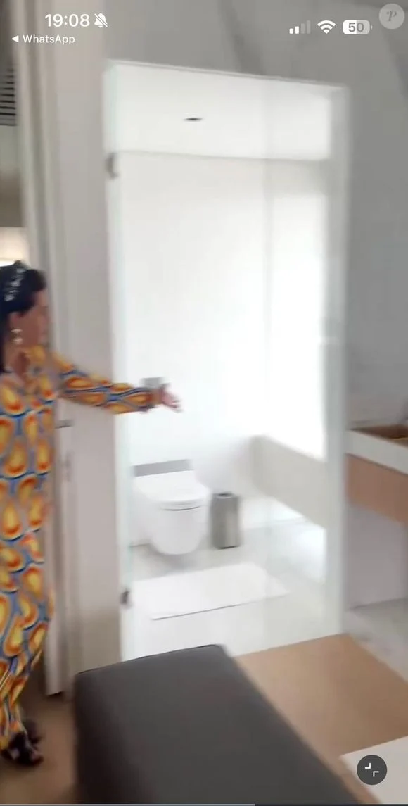 O novo apartamento de Narcisa Tamborindeguy em Ipanema tem 600 m², vista para o mar e valor estimado em R$ 48 milhões por Reprodução