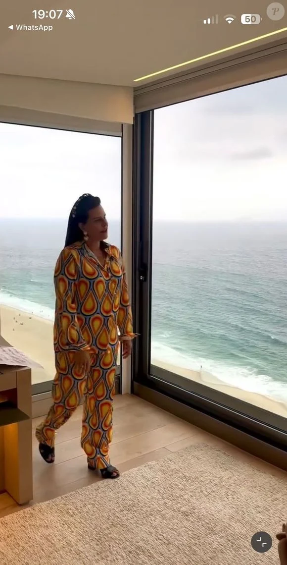 O novo apartamento de Narcisa Tamborindeguy em Ipanema tem 600 m², vista para o mar e valor estimado em R$ 48 milhões por Reprodução