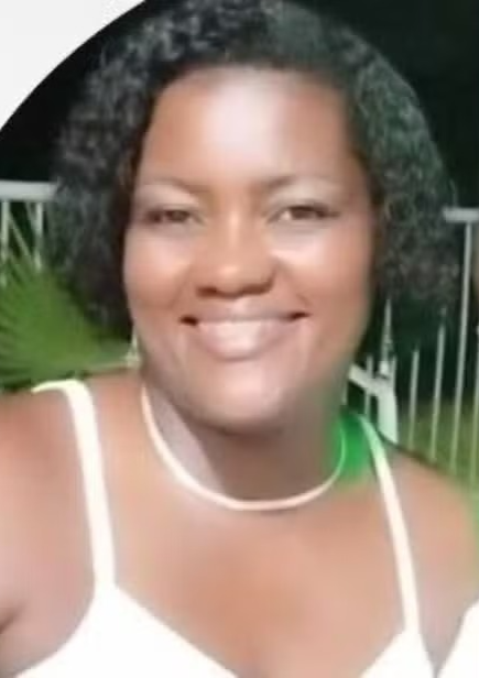 Queciane Carvalho Ramos, de 39 anos (esposa de Edmilson); por Reprodução