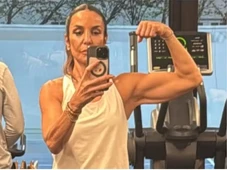 Imagem - Aos 54 anos, Ivete Sangalo impressiona ao exibir braço musculoso em treino: 'Bora virar a noite'
