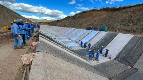 Quando concluído, o empreendimento será uma das maiores obras de infraestrutura hídrica da América Latina por Governo do Estado de Ceará