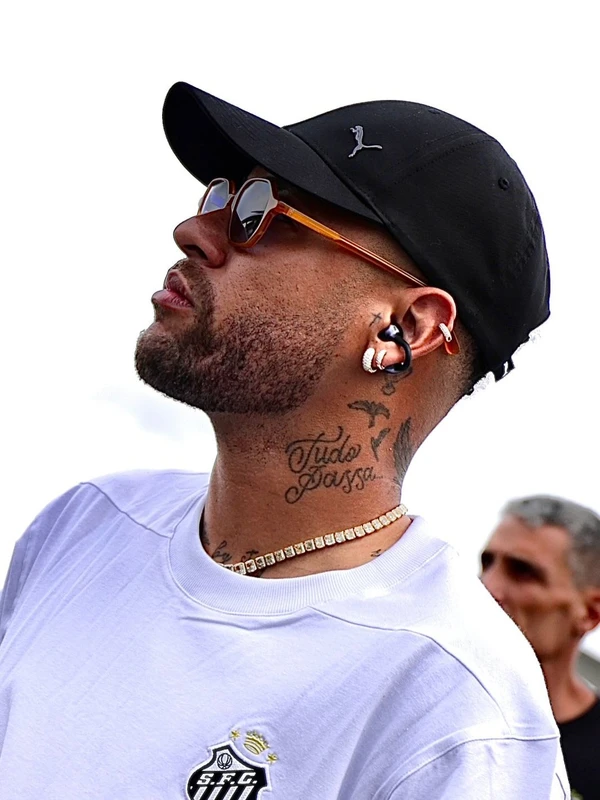 Jato de Neymar é avaliado em R$ 250 milhões, ultrapassa 1.000 km/h e paga diária de estacionamento comparável a hotéis de luxo por Reprodução