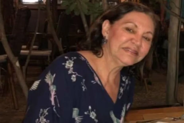 Maria da Glória morreu após queda em aeroporto por Reprodução