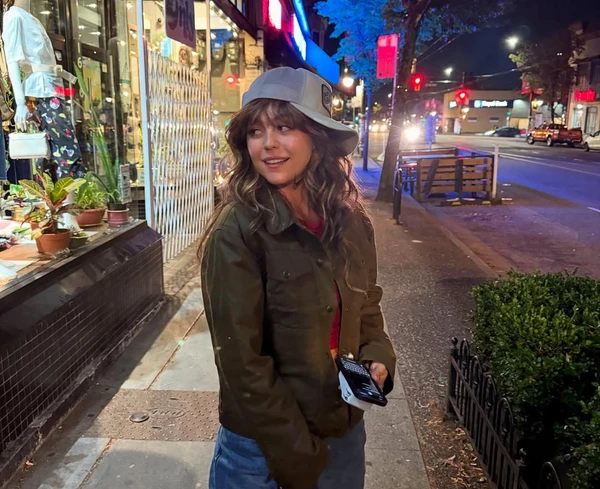 Mika Abdalla por Reprodução
