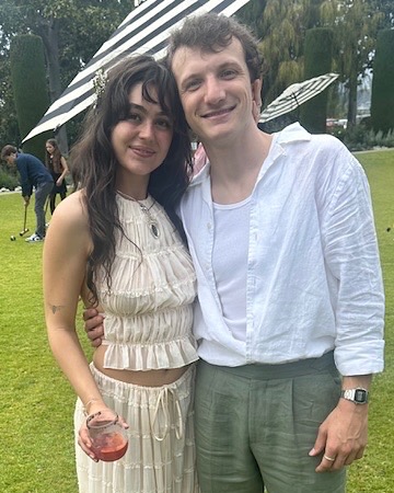 Mika Abdalla e Jake Short por Reprodução