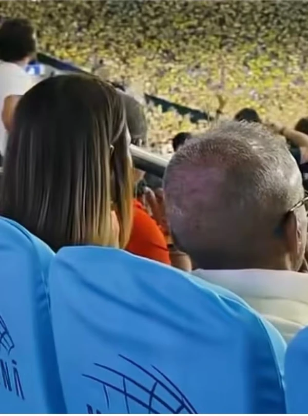 Romário assistiu ao jogo do Brasil com Bruna Machado por Reprodução/Instagram