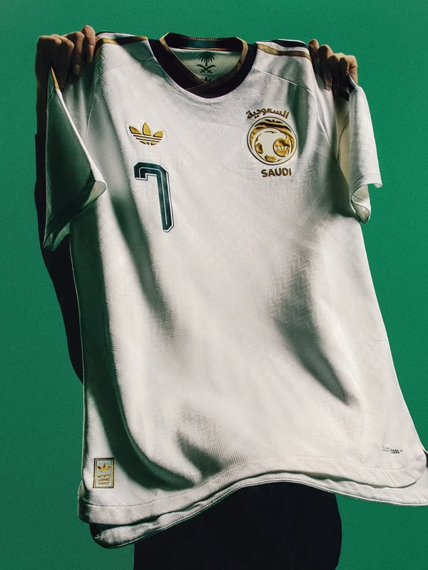 Uniforme da Arábia Saudita para Copa do Mundo 2026 por Divulgação
