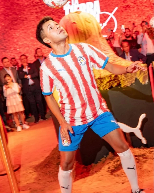 Uniforme do Paraguai para Copa do Mundo 2026 por Divulgação