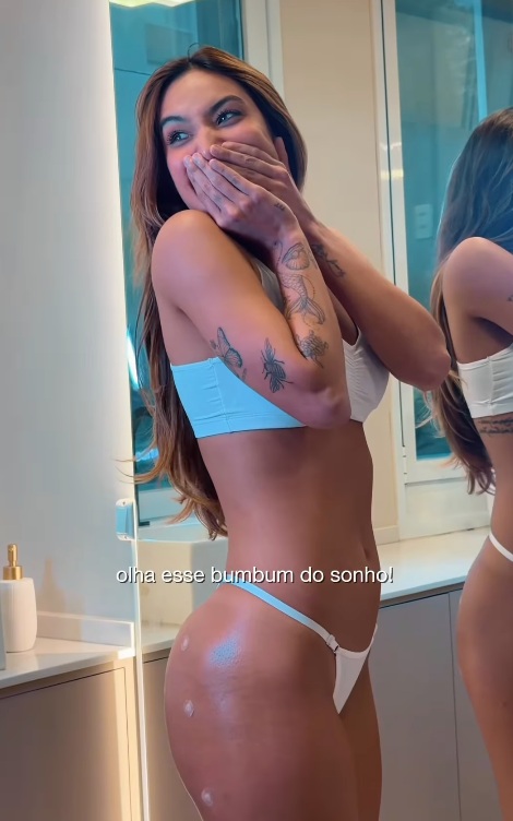 Vanessa Lopes passou por harmonização no bumbum por Reprodução/Instagram