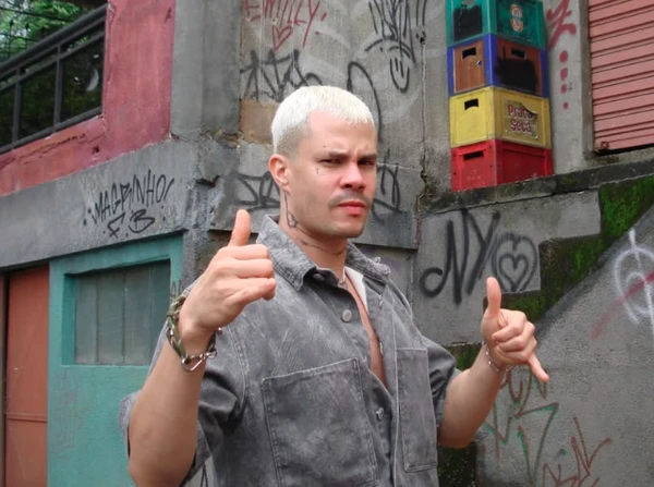 Ator Vinicius Teixeira por Reprodução | Instagram