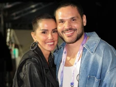 Imagem - Deborah Secco anuncia noivado e surpreende fãs