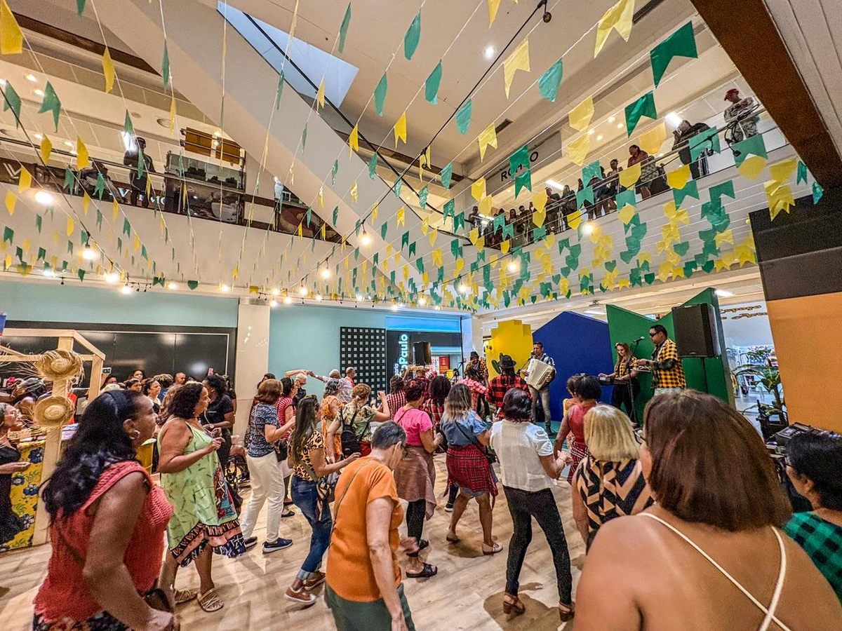 Arraiá Campeão une São João e clima de Copa do Mundo em programação cultural no Shopping Center Lapa