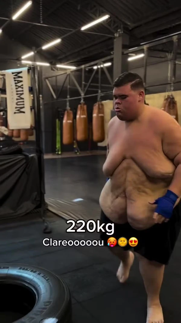 Depois de Gordão da XJ, agora com 220 kg por Reprodução/Instagram