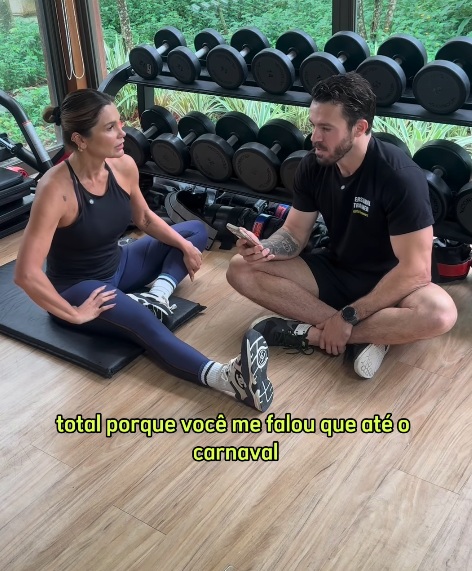 Flávia Alessandra em treino na academia por Reprodução/Instagram