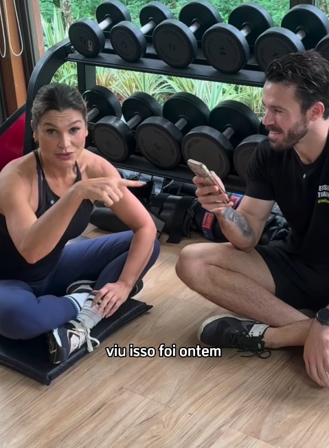 Flávia Alessandra em treino na academia por Reprodução/Instagram