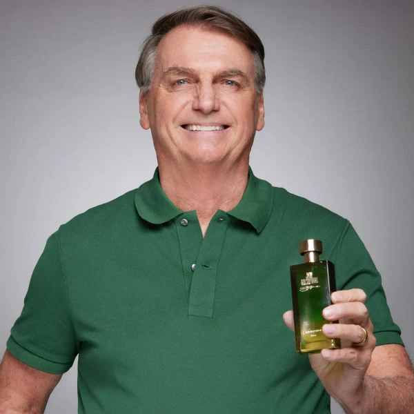  O perfume do Bolsonaro de Agustin Fernandez: explosão de frescor cítrico amadeirado por Reprodução/Mercado Livre