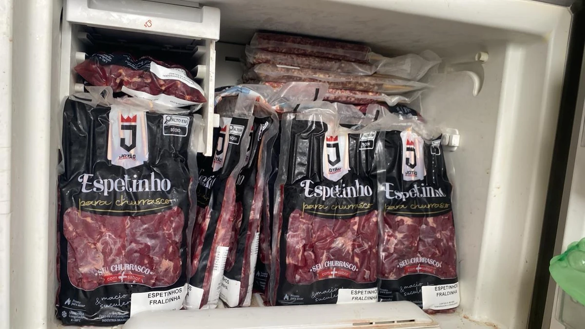Carnes apreendidas em Lauro de Freitas por Carnes apreendidas em Lauro de Freitas
