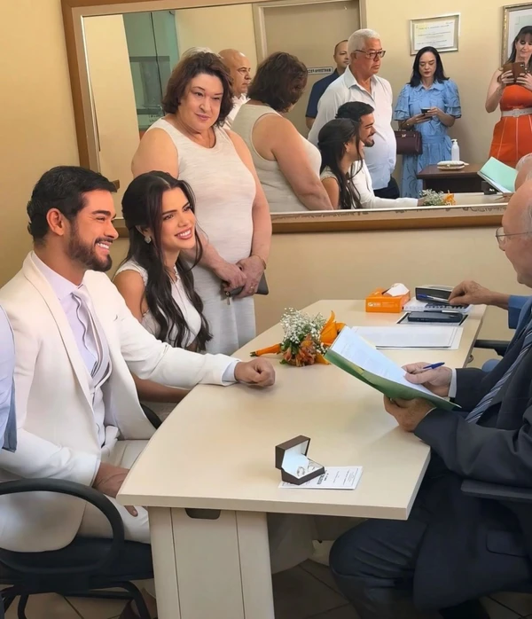 Sidney Sampaio e Luana Sales por Reprodução/Instagram
