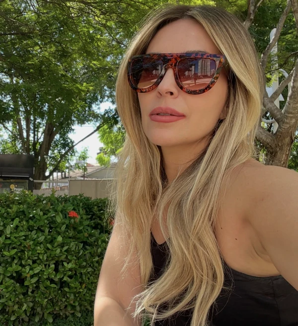 Apresentadora Thalita Oliveira por Reprodução | Instagram