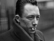 Imagem - Frase do dia da Filosofia: 'Não ser amado é falta de sorte, mas não amar é a própria infelicidade' - a reflexão de Albert Camus sobre amor e sentido da vida