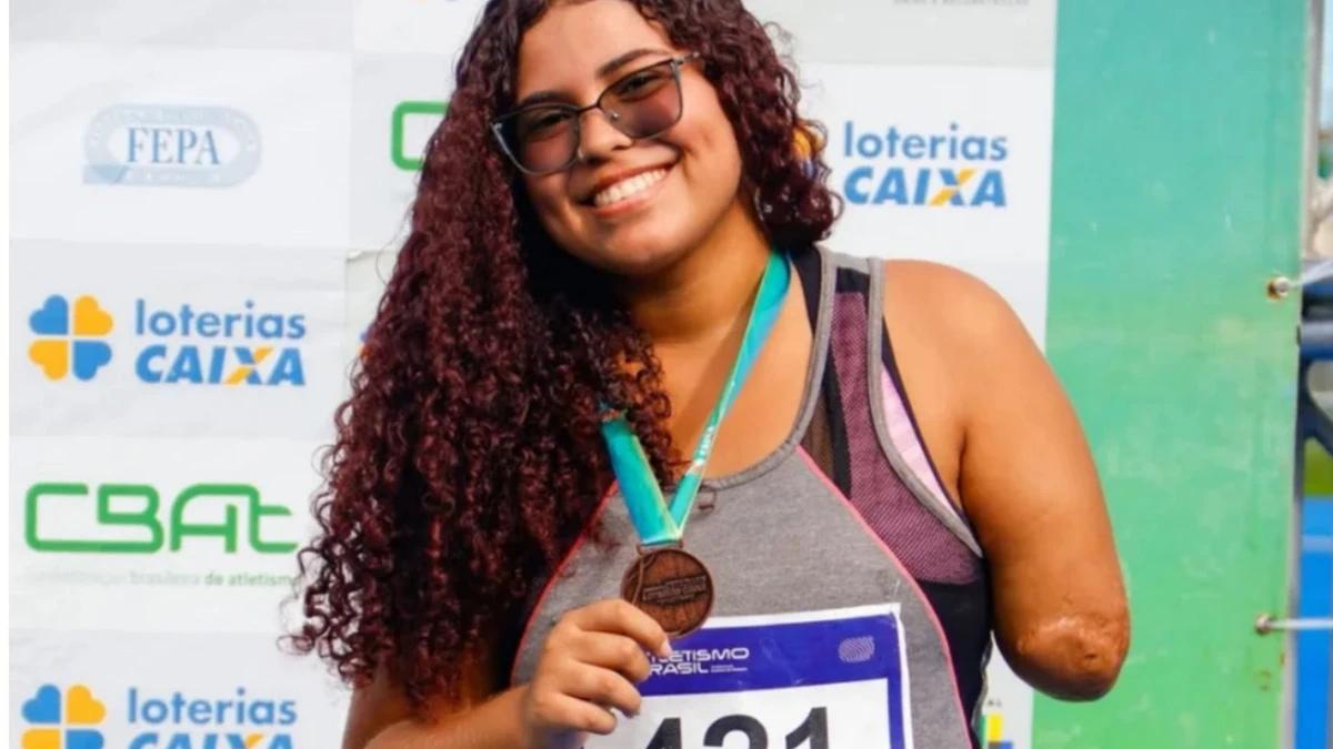 Jovem virou paratleta após perder parte do braço em ataque de turbarão