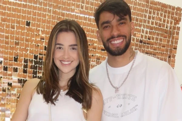Lucas Paquetá e esposa por Reprodução