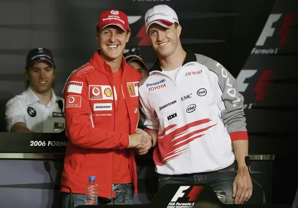 Os irmãos Michael Schumacher e Ralf Schumacher em foto de 2006  por Getty Images
