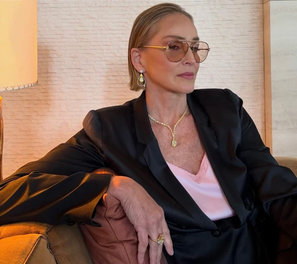 Sharon Stone por Reprodução/Instagram