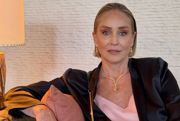 Sharon Stone por Reprodução/Instagram